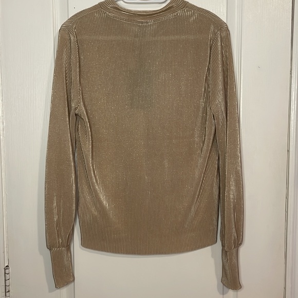 V-neck Bow Long Sleeve Top - Picture 2 of 6